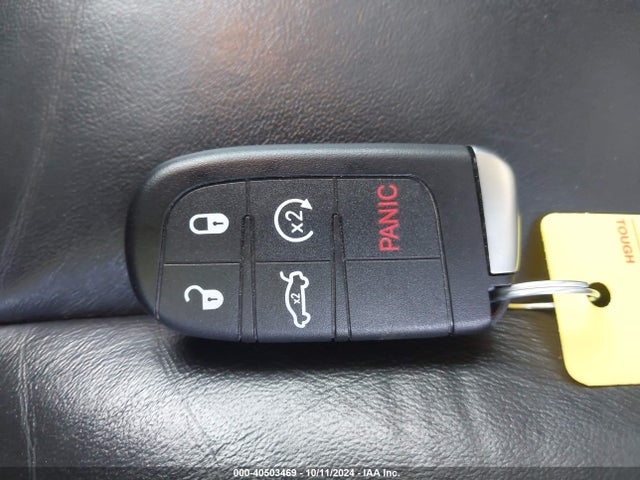 2C3CCAGG9JH165818 Chrysler 300 300s Awd