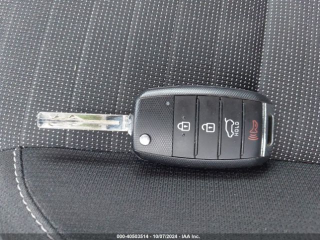 KNDPMCACXK7590408 KIA Sportage Lx