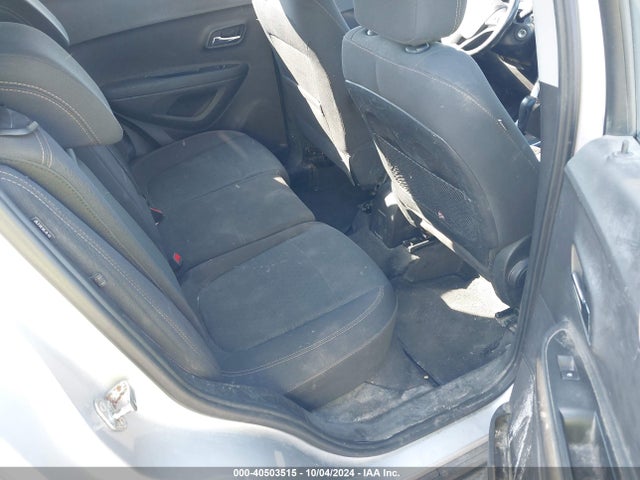 Chevrolet TRAX LS 2018 3GNCJNSB0JL231837 Image 8