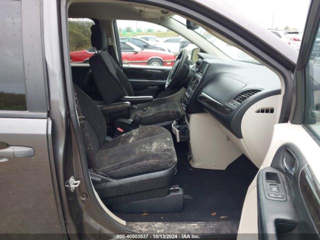 2C4RDGBG0KR608690 Dodge Grand Caravan Se