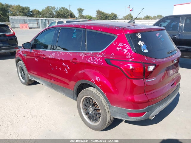Ford ESCAPE SE 2019 1FMCU0GD9KUA71117 Image 3