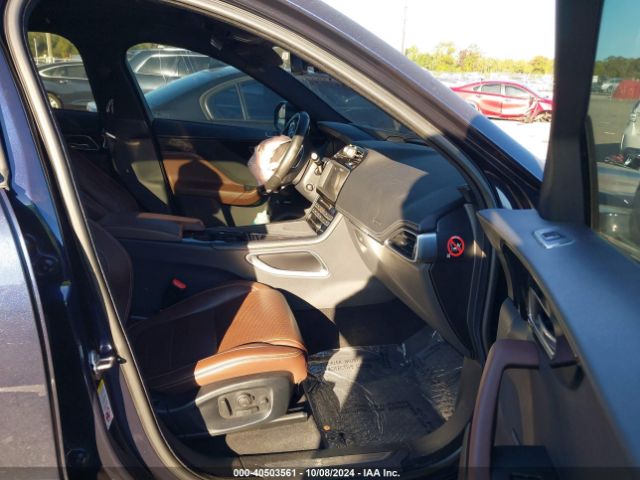 2017 JAGUAR F-PACE SADCM2BV3HA891434 Photo 4