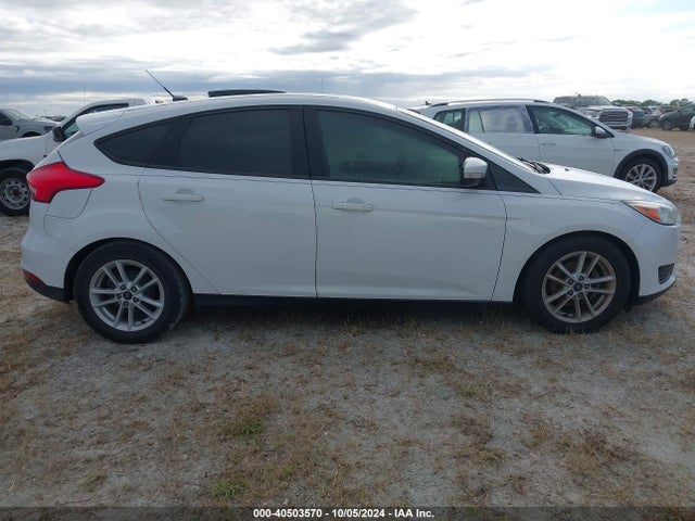 Ford FOCUS SE 2017 1FADP3K27HL287057 Image 13