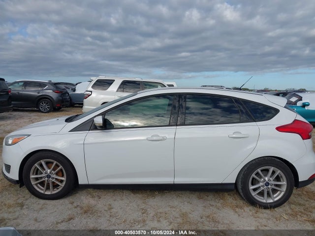 Ford FOCUS SE 2017 1FADP3K27HL287057 Image 14