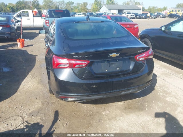 1G1ZE5SX9KF211433 Chevrolet Malibu Premier