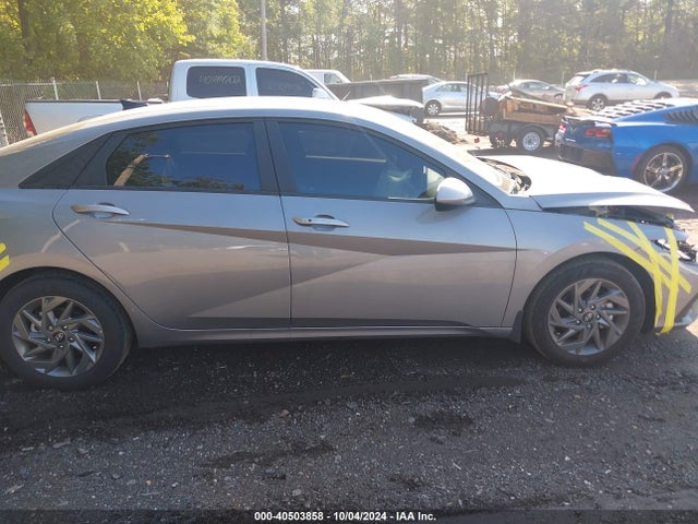 Hyundai ELANTRA SEL 2024 KMHLM4DG8RU734581 Image 13