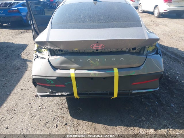 Hyundai ELANTRA SEL 2024 KMHLM4DG8RU734581 Image 17
