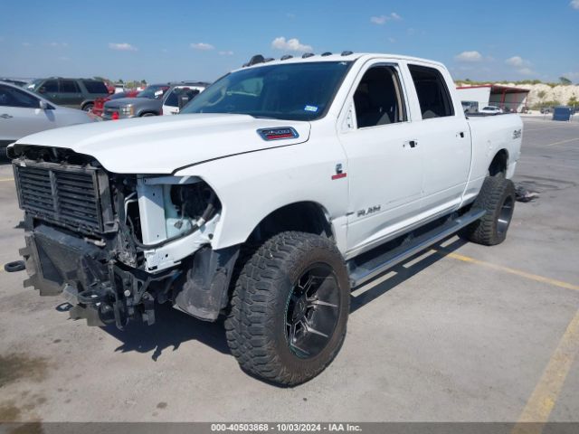3C6UR5CL5KG634713 RAM 2500 Tradesman  4x4 6'4 Box