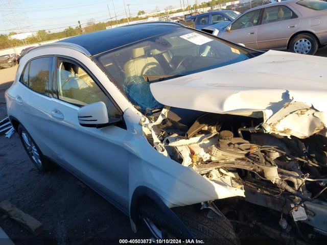WDCTG4GB4GJ226628 Mercedes-Benz Gla 250 4matic