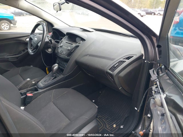 Ford FOCUS SE 2016 1FADP3F23GL282236 Image 5