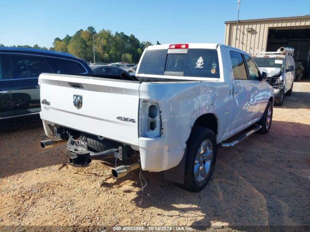 1C6RR7LT1KS568929 RAM 1500 Classic Big Horn  4x4 5'7 Box