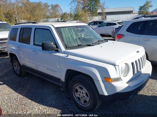 1C4NJPBB4GD737960 Jeep Patriot Sport