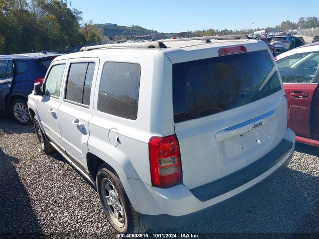 1C4NJPBB4GD737960 Jeep Patriot Sport