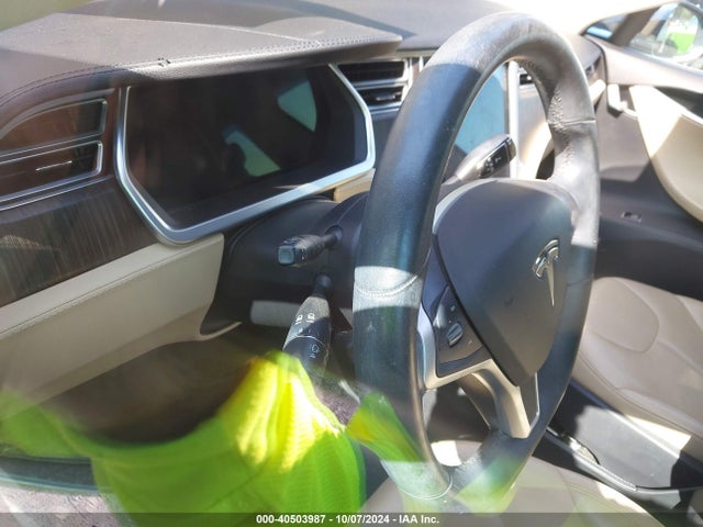 2013 TESLA MODEL S 5YJSA1CN0DFP22031 Photo 6