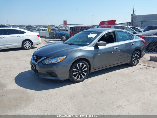 Nissan Altima 2.5 Sv 2018 1N4AL3AP6JC206082 Image 2