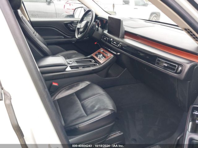 5LM5J7WC3NGL18327 Lincoln Aviator Reserve