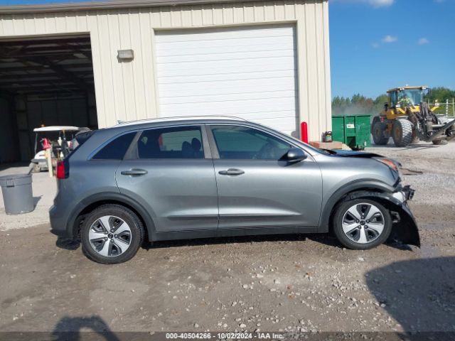 KNDCB3LC2J5203295 KIA NIRO LX