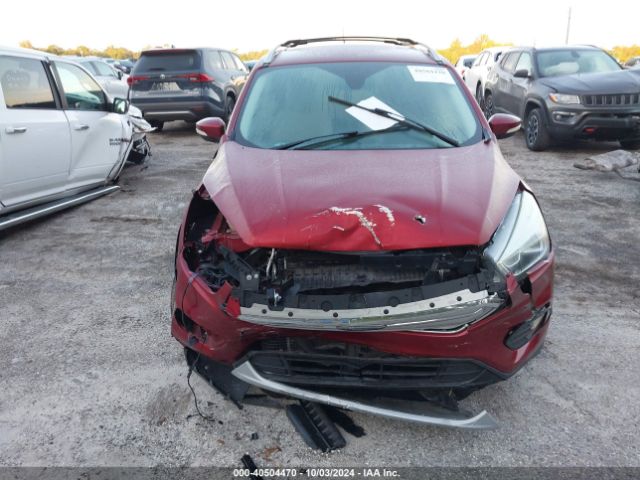 1FMCU0J95HUA27225 Ford Escape Titanium