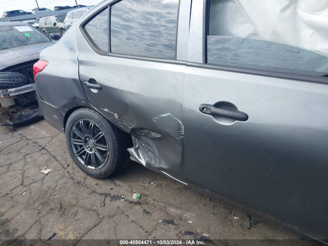 Nissan Versa 1.6 S 2017 3N1CN7APXHL906726 Image 6