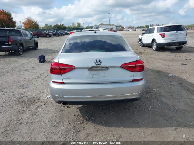 1VWAS7A31GC042179 Volkswagen Passat 1.8t S