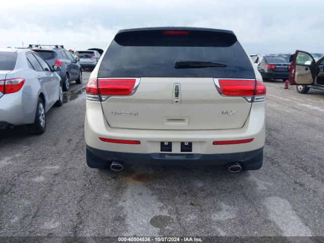 2LMDJ6JK6EBL12301 Lincoln MKX