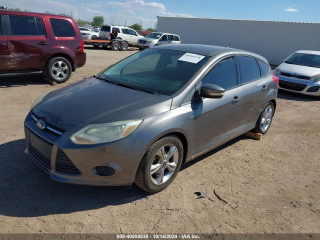 Ford FOCUS SE 2014 1FADP3K26EL247967 Image 2