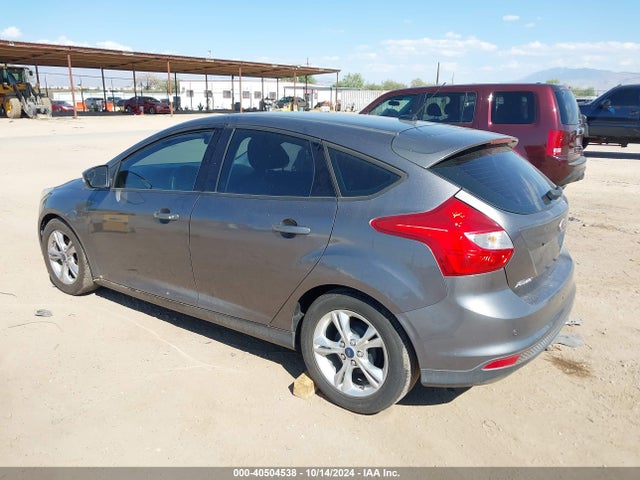 Ford FOCUS SE 2014 1FADP3K26EL247967 Image 3