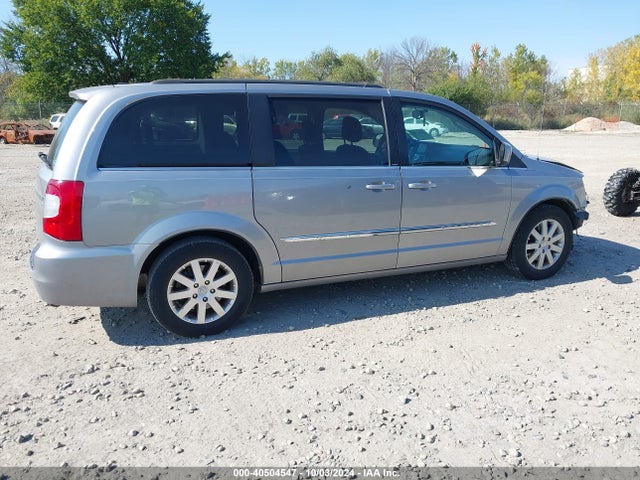 2C4RC1BG3FR664810 Chrysler Town & Country Touring