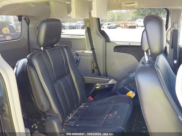 2C4RC1BG3FR664810 Chrysler Town & Country Touring