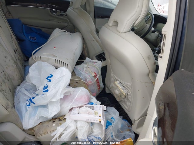 YV4A22PK6K1508663 Volvo Xc90 T6 Momentum