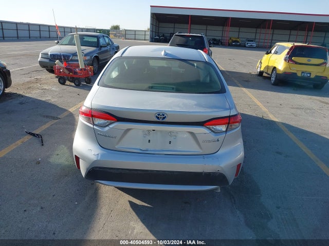 Toyota Corolla Hybrid Le 2021 JTDEAMDE2MJ025482 Image 17