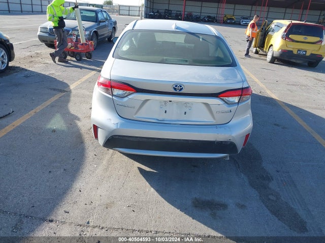 Toyota Corolla Hybrid Le 2021 JTDEAMDE2MJ025482 Image 18