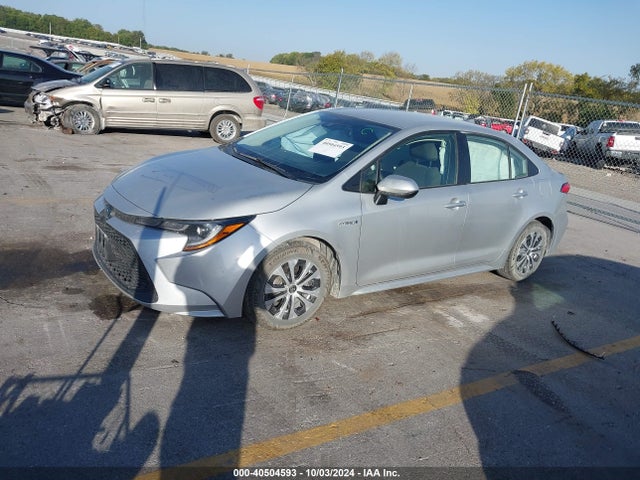 Toyota Corolla Hybrid Le 2021 JTDEAMDE2MJ025482 Image 2