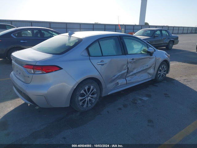 Toyota Corolla Hybrid Le 2021 JTDEAMDE2MJ025482 Image 4