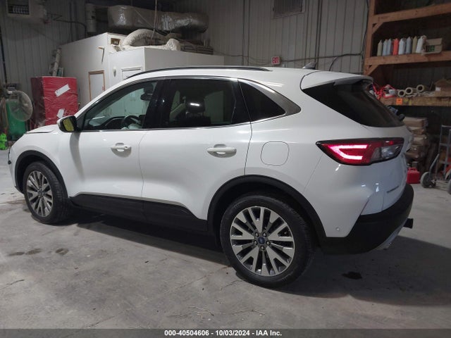 Ford Escape Titanium 2020 1FMCU9J93LUB19916 Image 3