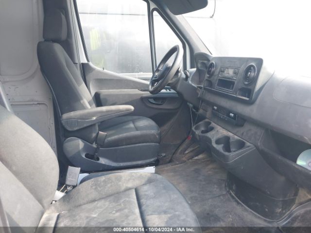 WD4PF1CD4KP160349 Mercedes-Benz Sprinter 2500 High Roof V6