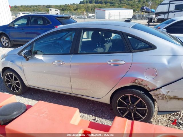 3FADP4BJ1JM134921 Ford FIESTA SE