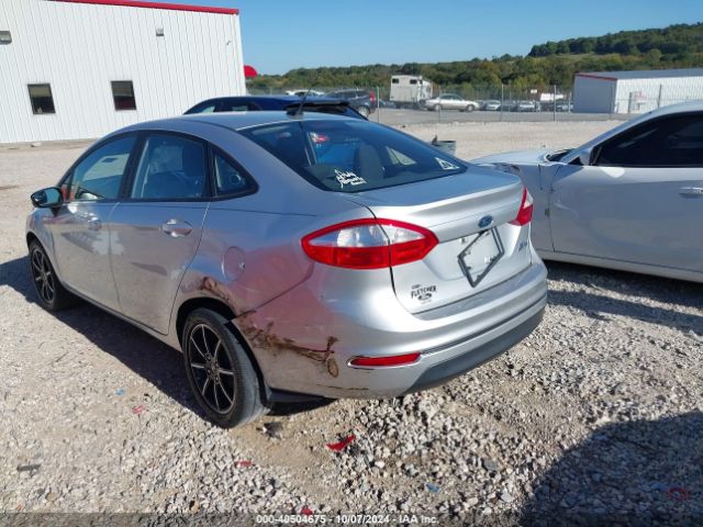 3FADP4BJ1JM134921 Ford FIESTA SE