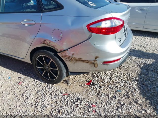 3FADP4BJ1JM134921 Ford FIESTA SE