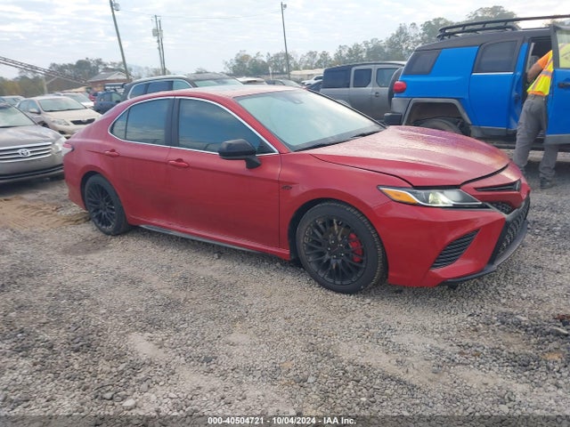 2019 4T1B11HK8KU186654 main image