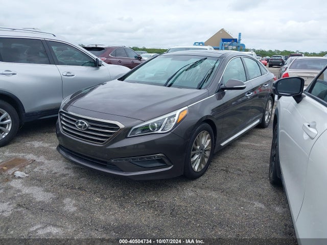 Hyundai Sonata Limited 2015 5NPE34AF1FH258062 Image 2