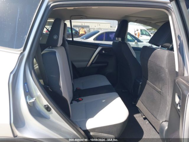 JTMWFREV9JJ158687 Toyota Rav4 Xle