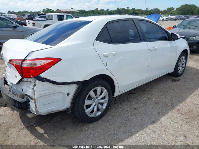 Toyota COROLLA LE 2017 5YFBURHE1HP598344 Image 4