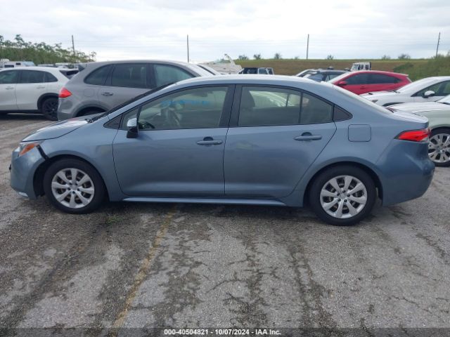 JTDEPMAE8NJ229000 Toyota COROLLA LE