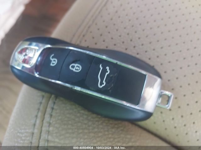 WP1AF2A21ELA48688 Porsche Cayenne Diesel Platinum Edition