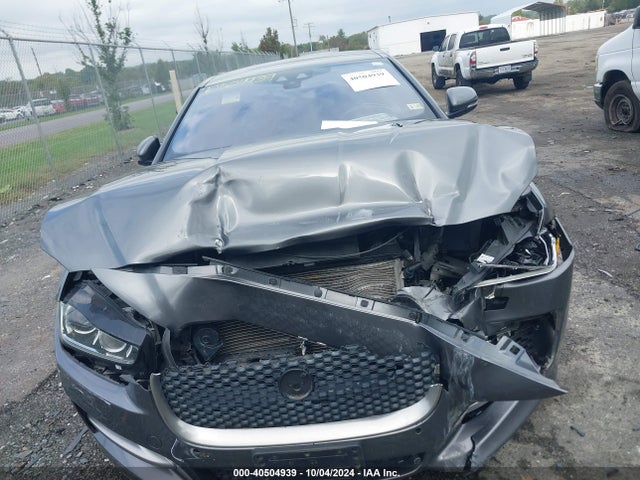 SAJAF4FX3JCP34616 Jaguar Xe 25t R-sport