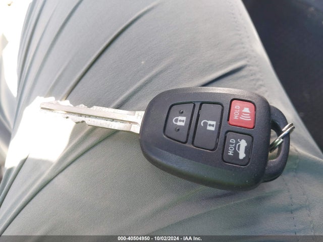 Toyota COROLLA LE 2019 5YFBURHE1KP915224 Image 11