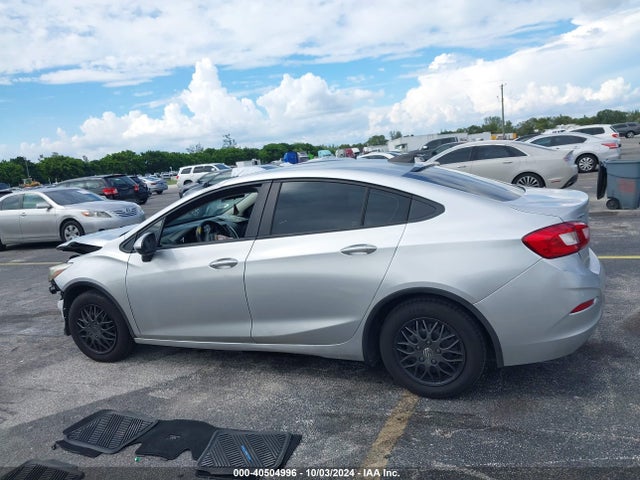 Chevrolet Cruze Ls Auto 2018 1G1BC5SM9J7207422 Image 14