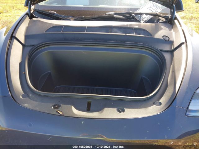 2024 TESLA MODEL Y 7SAYGDEE5RA248916 Photo 9
