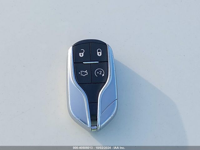 ZN661XUS1HX241725 Maserati Levante